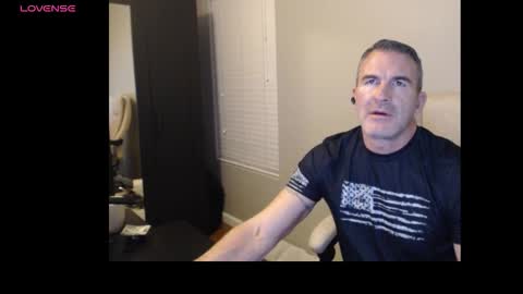 Snapshot of funfitmalelv2 chatting on 02/19/26, 03:02 funfitmalelv2 online show from 02/19/26, 03:02