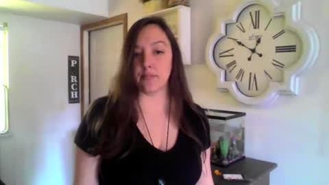 Linnys Palace online show from 09/16/25, 04:52