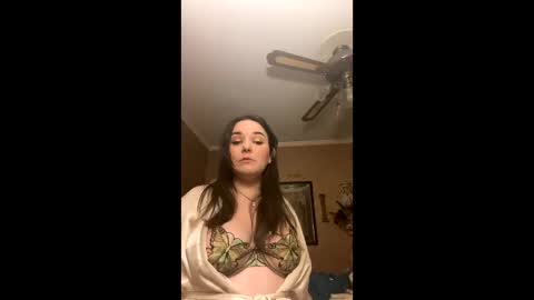 Snapshot of funghoul1031 chatting on 02/28/26, 04:35 funghoul1031 online show from 02/28/26, 04:35