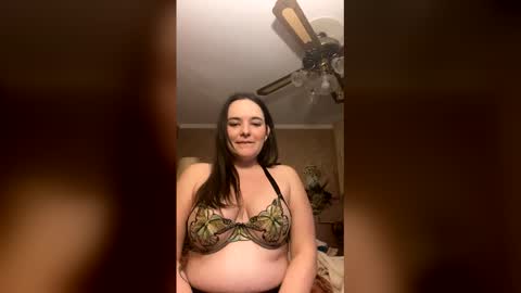 Snapshot of funghoul1031 chatting on 03/27/26, 04:29 funghoul1031 online show from 03/27/26, 04:29