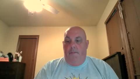 Snapshot of funguywi45 chatting on 05/13/26, 11:51 funguywi45 online show from 05/13/26, 11:51