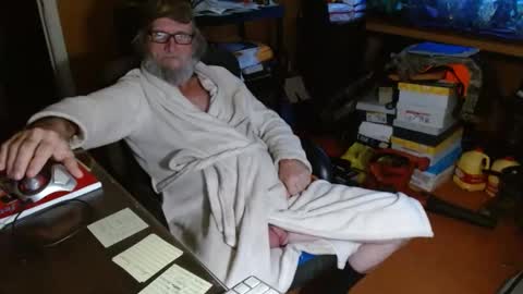 Snapshot of funmike2000 chatting on 01/16/25, 10:53 mike online show from 01/16/25, 10:53