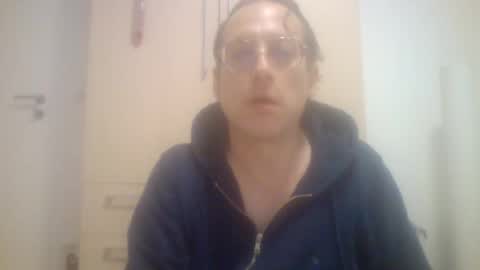 Snapshot of funneltunnel chatting on 04/11/26, 10:41 funneltunnel online show from 04/11/26, 10:41