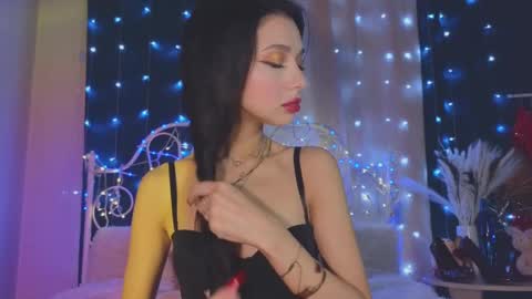 Tiffany online show from 03/08/25, 11:49