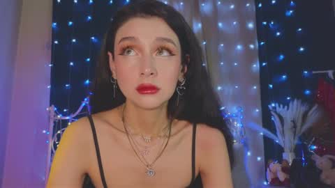 Tiffany online show from 03/12/25, 11:54