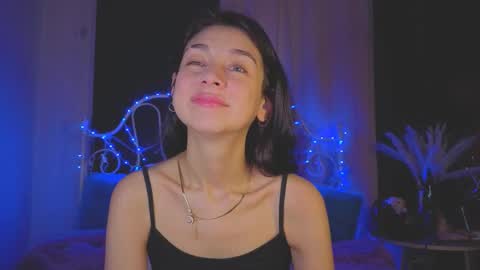 Tiffany online show from 09/26/25, 02:15