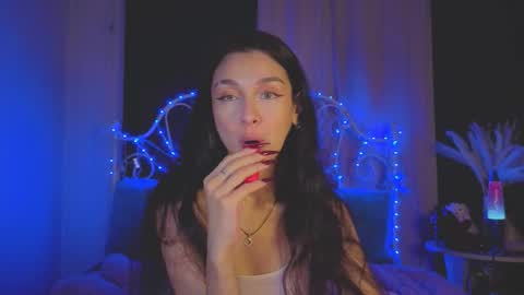 Tiffany online show from 09/27/25, 01:43