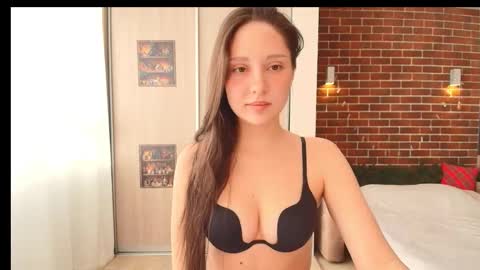 Snapshot of funnybunny3579 chatting on 02/22/26, 08:24 JENNY online show from 02/22/26, 08:24