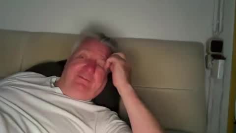 funnyhans online show from 06/19/26, 06:01