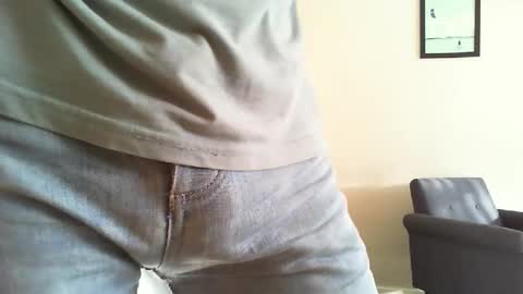 Snapshot of funslimguy chatting on 04/17/26, 05:05 Funslimguy online show from 04/17/26, 05:05