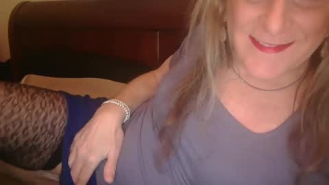 Jessie Love online show from 03/01/25, 10:55