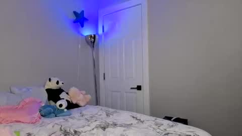 May online show from 12/20/25, 03:35