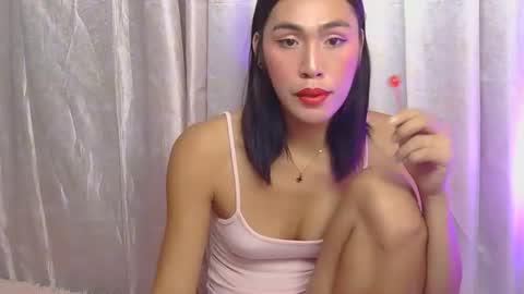 Snapshot of furbby_foxy chatting on 03/26/26, 11:32 LIL LEE online show from 03/26/26, 11:32