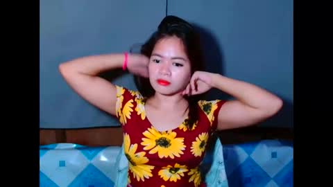 Snapshot of fure_asianpinay chatting on 09/11/25, 02:44 DANIELA online show from 09/11/25, 02:44