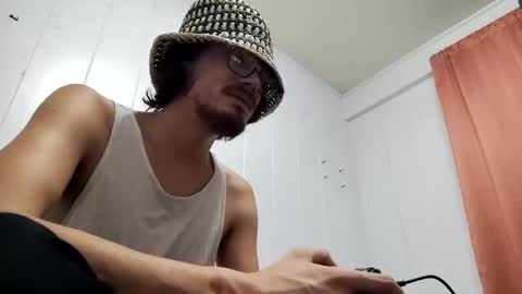 Snapshot of fushi91 chatting on 09/16/25, 07:42 fushi91 online show from 09/16/25, 07:42