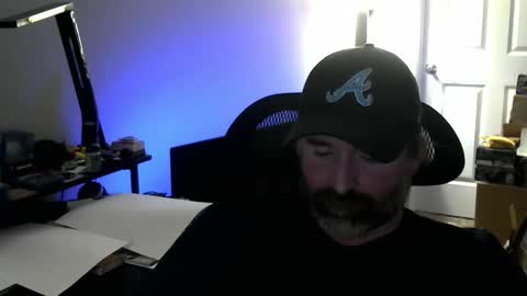 Snapshot of fuzz69_ chatting on 11/27/25, 09:33 fuzz69_ online show from 11/27/25, 09:33