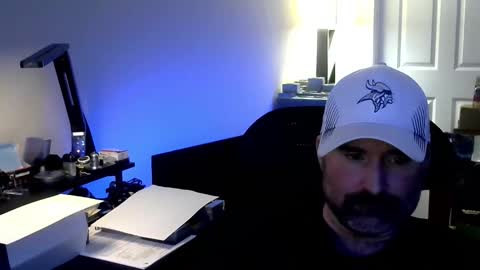 Snapshot of fuzz69_ chatting on 01/10/26, 06:53 fuzz69_ online show from 01/10/26, 06:53