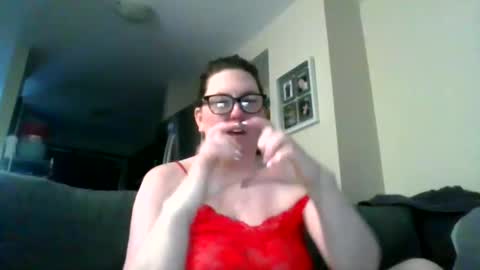 fuzzypeaches87 online show from 02/07/26, 10:35