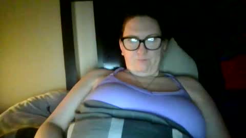 fuzzypeaches87 online show from 03/02/26, 07:15