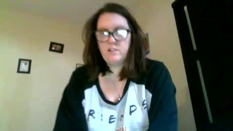 fuzzypeaches87 online show from 03/20/26, 04:23