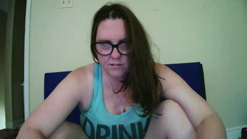 Snapshot of fuzzypeaches87 chatting on 07/04/26, 08:59 fuzzypeaches87 online show from 07/04/26, 08:59