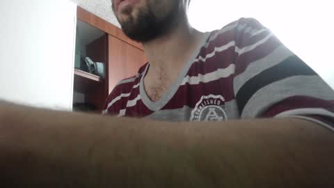 Snapshot of fvckhorneyguy chatting on 02/05/25, 04:06 andrew online show from 02/05/25, 04:06