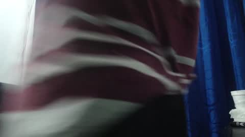 Snapshot of fvckhorneyguy chatting on 02/06/25, 06:40 andrew online show from 02/06/25, 06:40