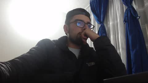 Snapshot of fvckhorneyguy chatting on 02/07/25, 01:36 andrew online show from 02/07/25, 01:36