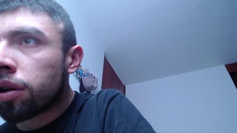 Snapshot of fvckhorneyguy chatting on 02/08/25, 04:57 andrew online show from 02/08/25, 04:57