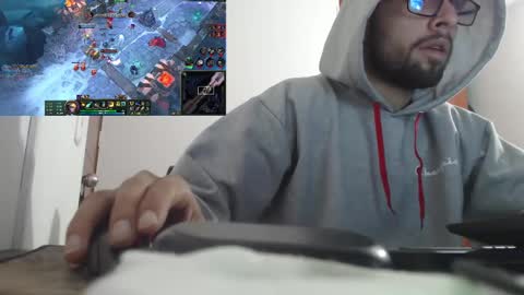 Snapshot of fvckhorneyguy chatting on 02/11/25, 05:47 andrew online show from 02/11/25, 05:47