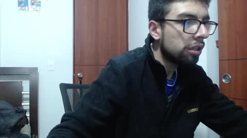 Snapshot of fvckhorneyguy chatting on 02/25/25, 05:08 andrew online show from 02/25/25, 05:08