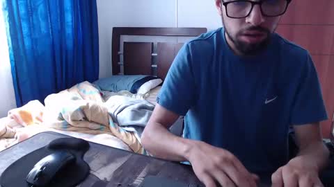 Snapshot of fvckhorneyguy chatting on 03/01/25, 03:16 andrew online show from 03/01/25, 03:16