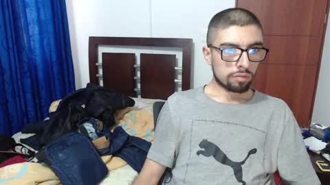 Snapshot of fvckhorneyguy chatting on 03/07/25, 09:59 andrew online show from 03/07/25, 09:59