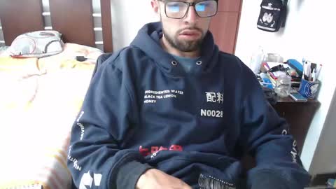 Snapshot of fvckhorneyguy chatting on 05/15/26, 09:55 andrew online show from 05/15/26, 09:55