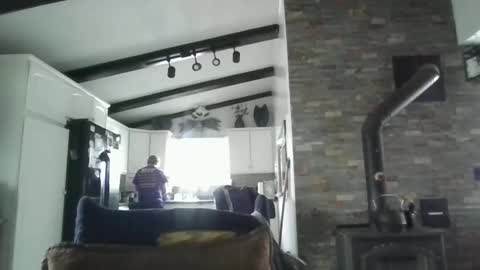 Snapshot of fxson8 chatting on 02/11/26, 08:36 fxson8 online show from 02/11/26, 08:36