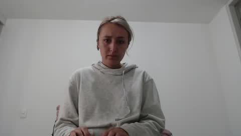 Gabriela online show from 07/07/26, 04:22