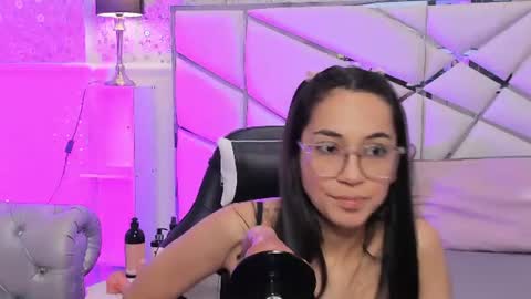 gabbieskinny online show from 06/14/26, 12:30