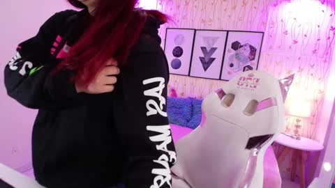 gabby_evanns online show from 12/29/24, 11:50