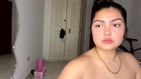 Snapshot of gabbyfoox chatting on 01/31/25, 05:42 gabbyfoox online show from 01/31/25, 05:42