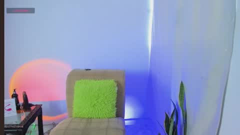 Snapshot of gabbymorgan chatting on 02/23/25, 01:42 GABY online show from 02/23/25, 01:42