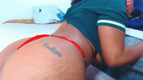 gabi_jhons_23 online show from 05/14/26, 12:12