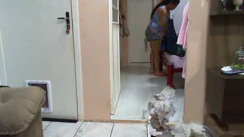 gaby  layla online show from 12/09/24, 08:54