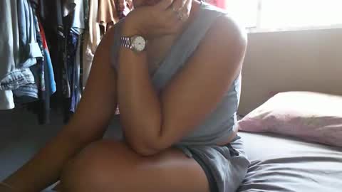 Snapshot of gabibrasil chatting on 03/06/26, 09:22 gaby layla online show from 03/06/26, 09:22