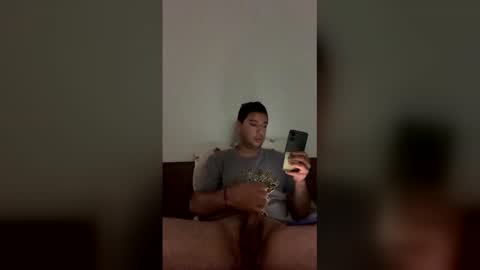 Snapshot of gabo1208 chatting on 01/19/26, 12:09 gabo1208 online show from 01/19/26, 12:09