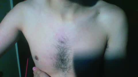 Snapshot of gabo_luffy chatting on 03/11/25, 02:54 Antonio online show from 03/11/25, 02:54