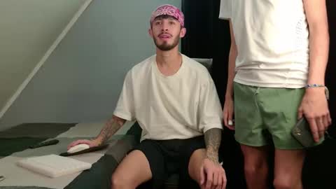 Snapshot of gabriel_and_geronimo chatting on 02/27/26, 09:15 gabriel_and_geronimo online show from 02/27/26, 09:15