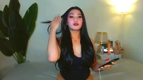 gabriela_deluxe online show from 05/15/26, 08:27