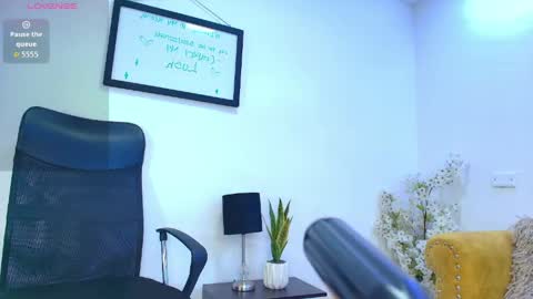 Gabby  online show from 05/02/26, 12:43