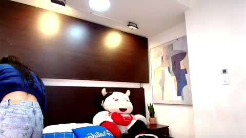 Gabby  online show from 05/04/26, 12:34