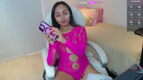 Snapshot of gabriela_morales01 chatting on 01/10/25, 08:26 .  online show from 01/10/25, 08:26